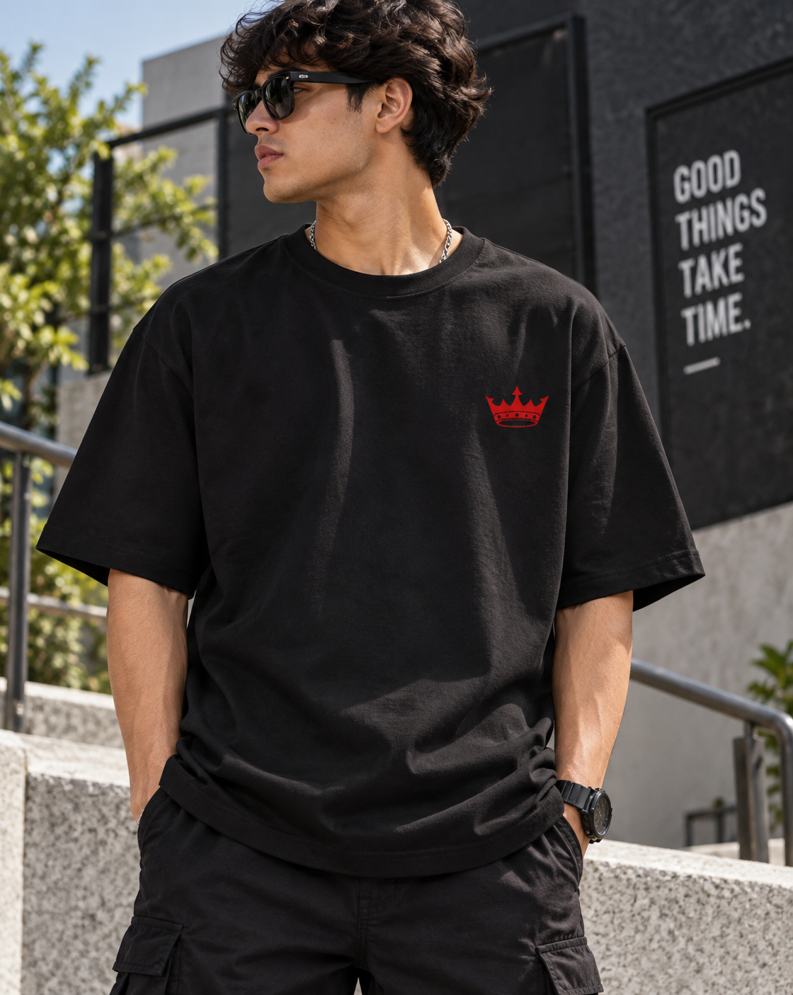 Black oversized gym t shirt with red crown front logo