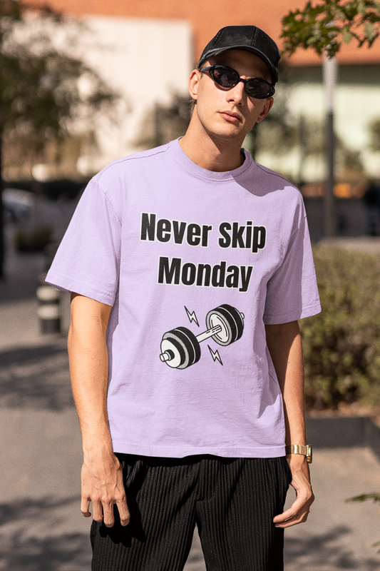 Oversized Never Skip Monday fitness t-shirt for gym